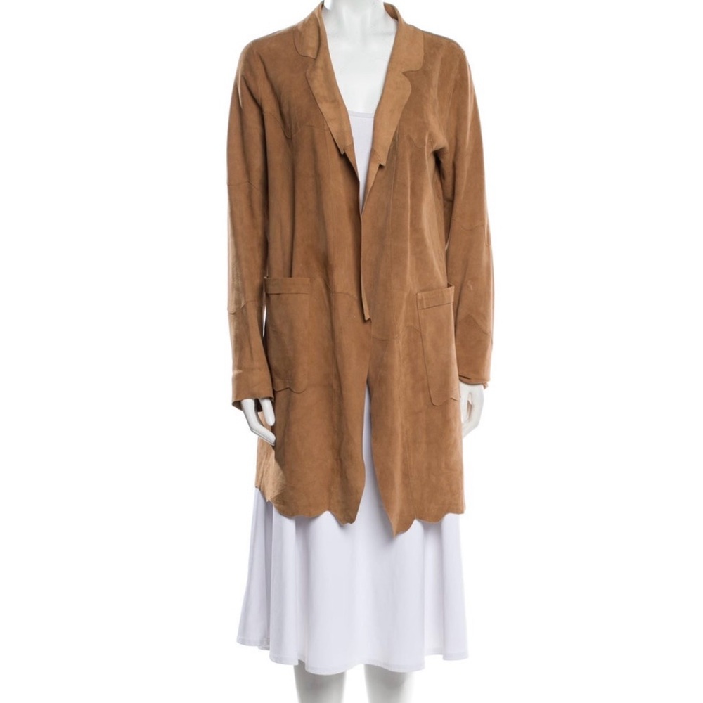 Elegant Women's Tan Suede Blazer